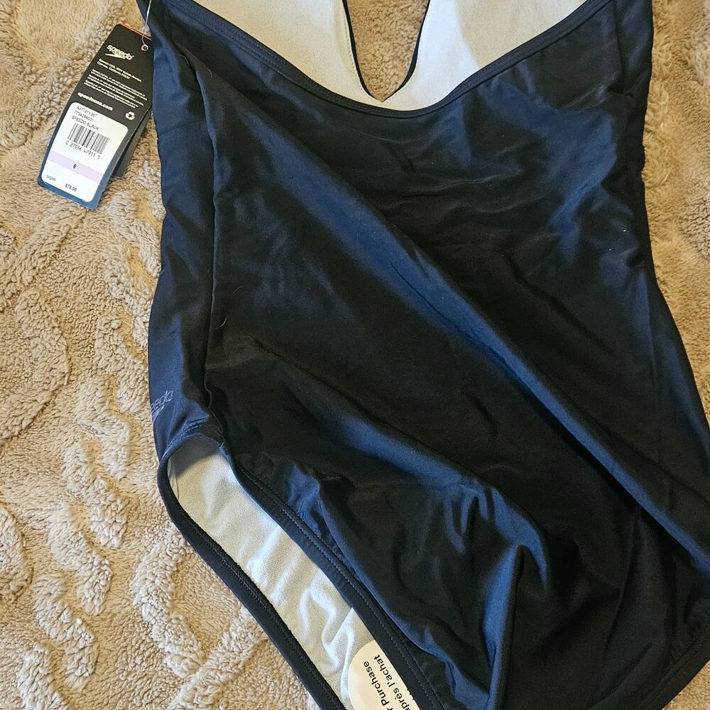 Speedo one piece - Picture 3 of 5